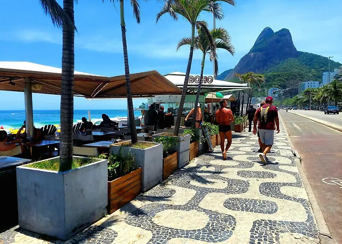 Charmoso Apê Leblon à 300m da Praia, Conforto e Localização Privilegiada Rio de Janeiro